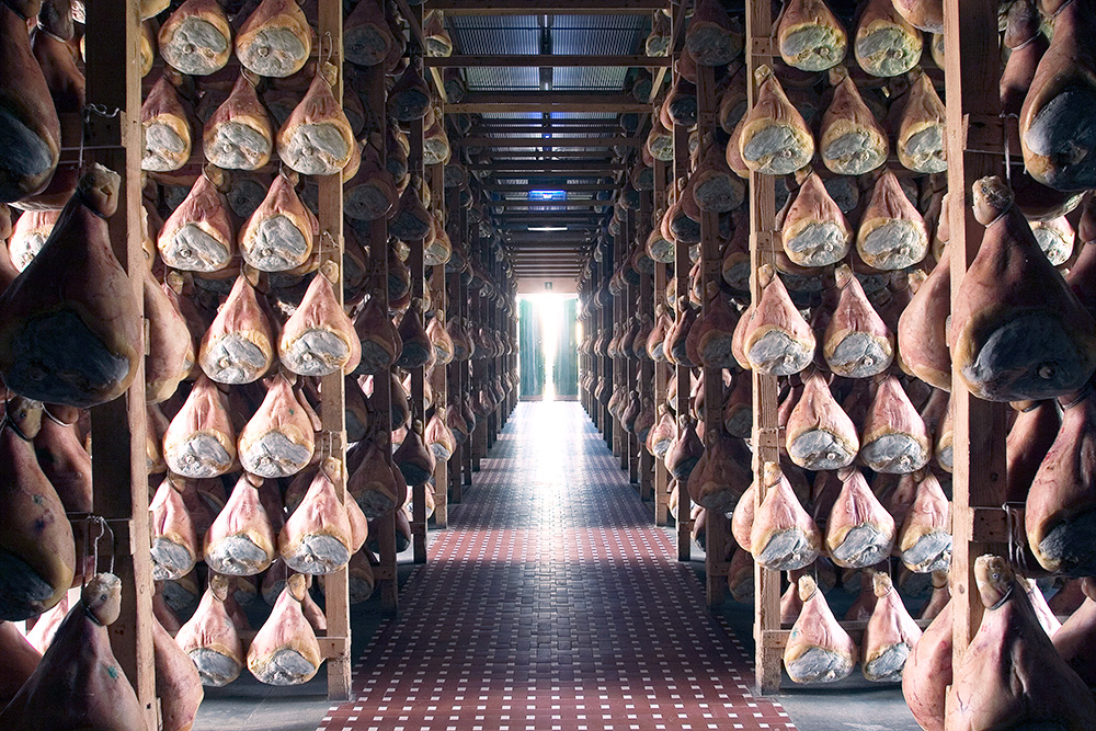 step-5-drying-prosciutto