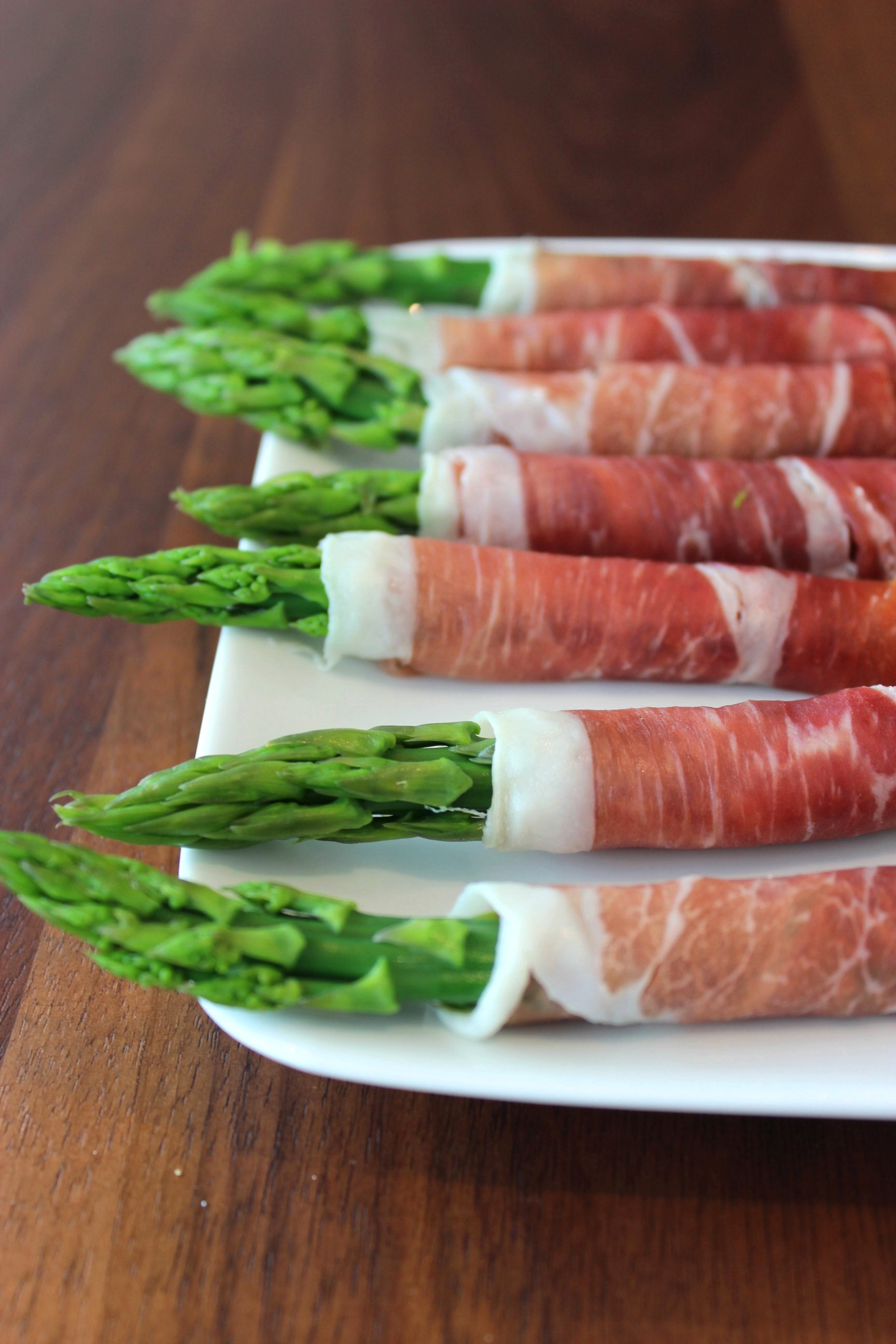 Prosciutto Wrapped Asparagus Prosciutto Di Parma