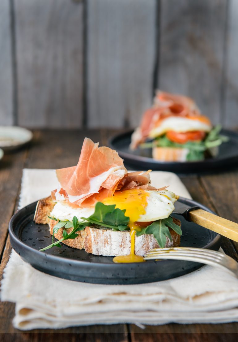 Open-Faced Prosciutto and Egg Sandwich Recipe: How to Make It